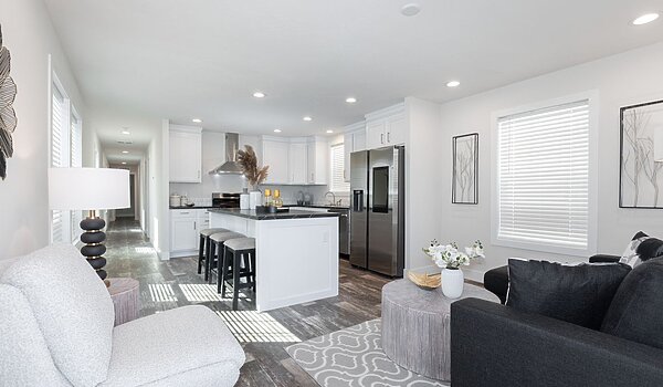 Sunrise / 7616-SW018 Interior 112915