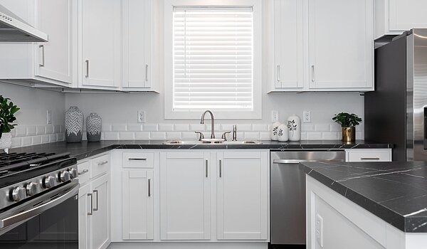 Sunrise / 7616-SW018 Kitchen 112913