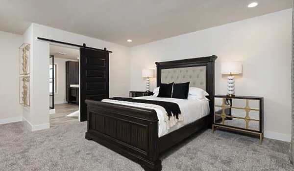 Residence / Stratford Pl 6630-MS062SECT Bedroom 112955