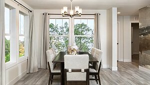 Residence / Stratford Pl 6630-MS062SECT Kitchen 112951