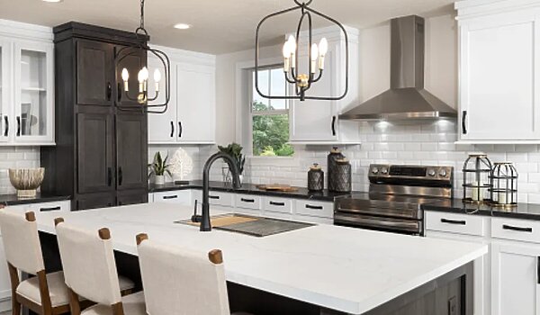 Residence / Stratford Pl 6630-MS062SECT Kitchen 112949