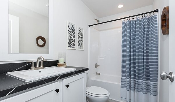 Sunrise / Pioneer St 6030-MS064SECT Bathroom 112944