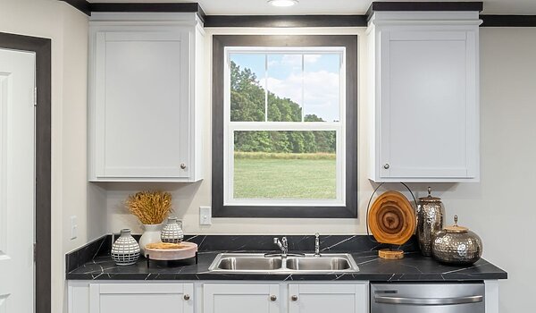 Neighborhood / 5628-MS067-2 Huntington 81NNH28564AH Interior 125812