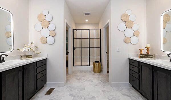 Residence / McCann BLVD 81RDH30683AH Interior 125842