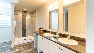 Liberty Series / Langdon (30') Bathroom 100109