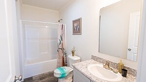 Liberty Series / Langdon (30') Bathroom 100111