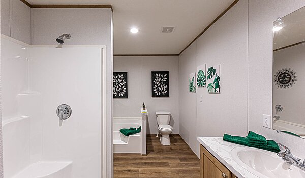 Vista Series / H11 Bathroom 113702