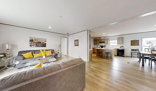 Phoenix / Phoenix 170PX32684A Interior 114406