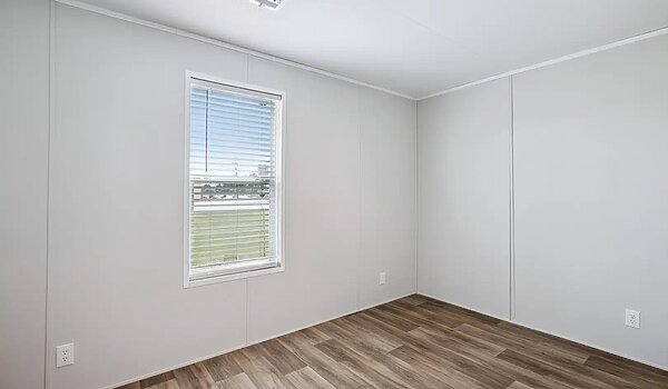 Bravo / Valor 240AO16763N Bedroom 116015