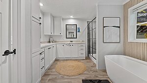 Beacon Series / W21 Interior 113808