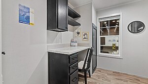 Beacon Series / W21 Interior 113812