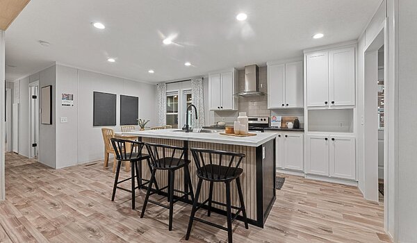 Beacon Series / W21 Interior 113799
