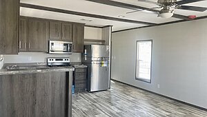 Pinnacle / Pinnacle 240PN16401P Interior 126165