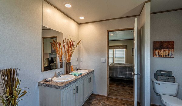 Pinnacle / Pinnacle 240PN28563P Bathroom 126158