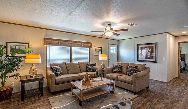 Pinnacle / Pinnacle 240PN28563P Interior 126145