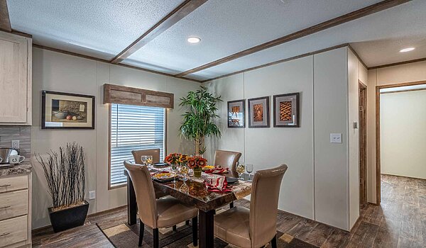 Pinnacle / Pinnacle 240PN28563P Interior 126147