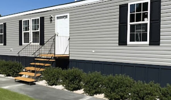 Iron Ranch / Iron Ranch 290IH16763A Exterior 115728