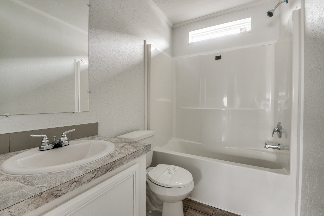 Emerald / Emerald 650EM28603A Bathroom 115310