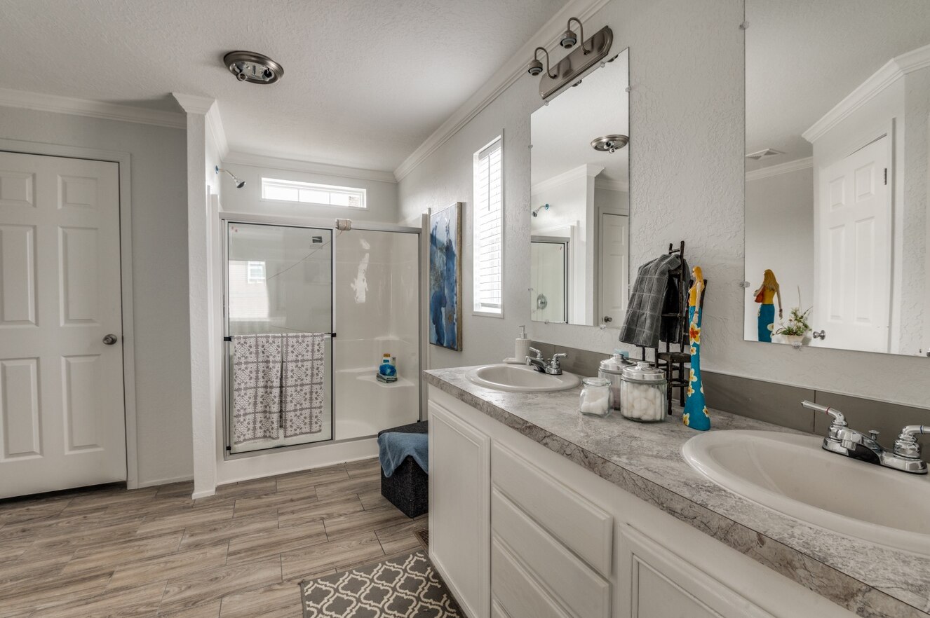 Emerald / Emerald 650EM28603A Bathroom 115309