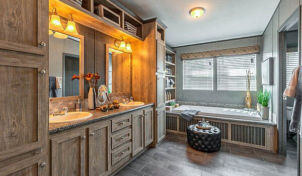 Masterpiece / Carrington 330MP28643C Bathroom 115173