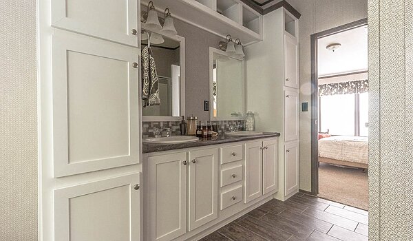 Masterpiece / Arlington 330MP30483A Bathroom 115187