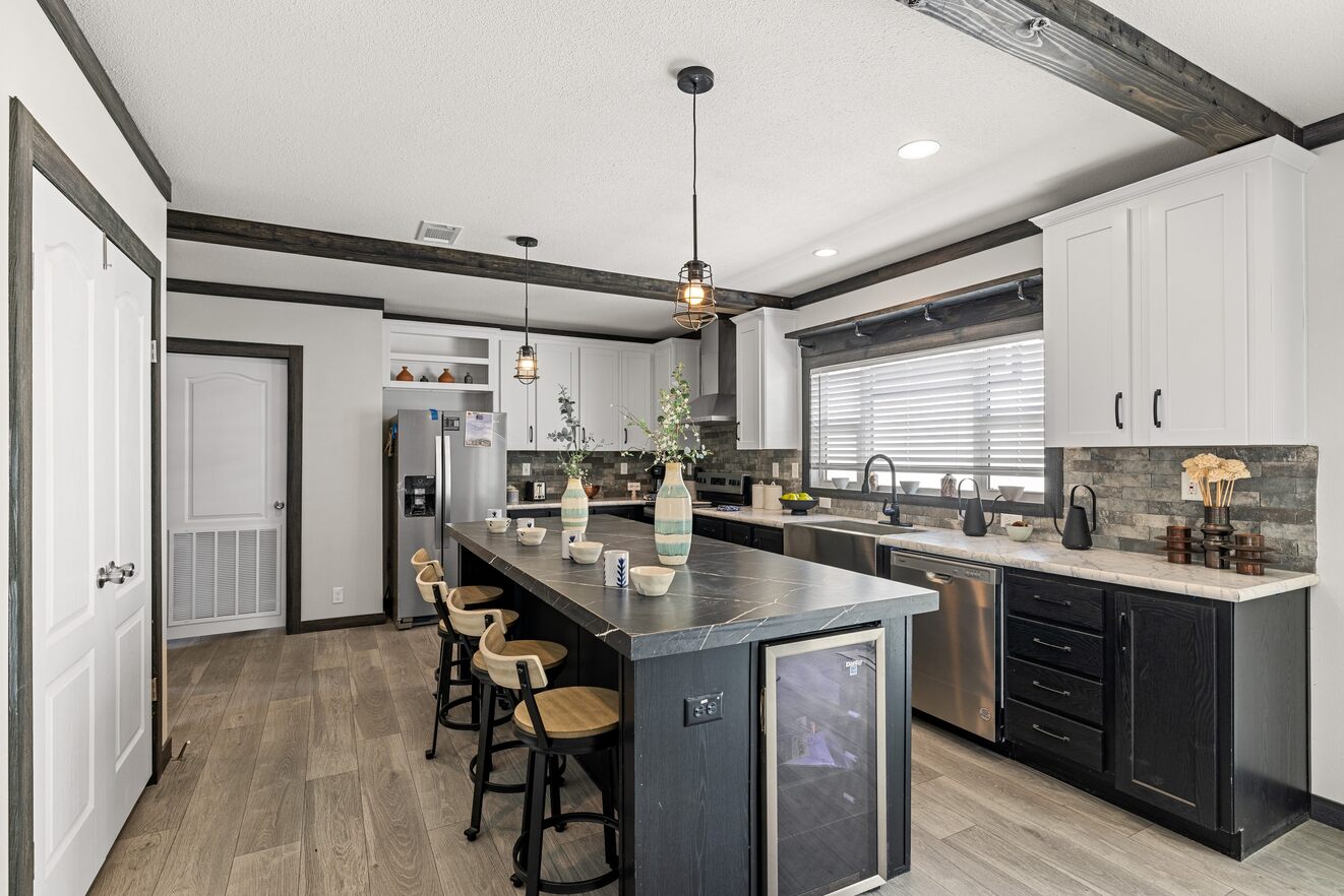 Keystone / Pecan Valley I 330KH28603P Kitchen 115125