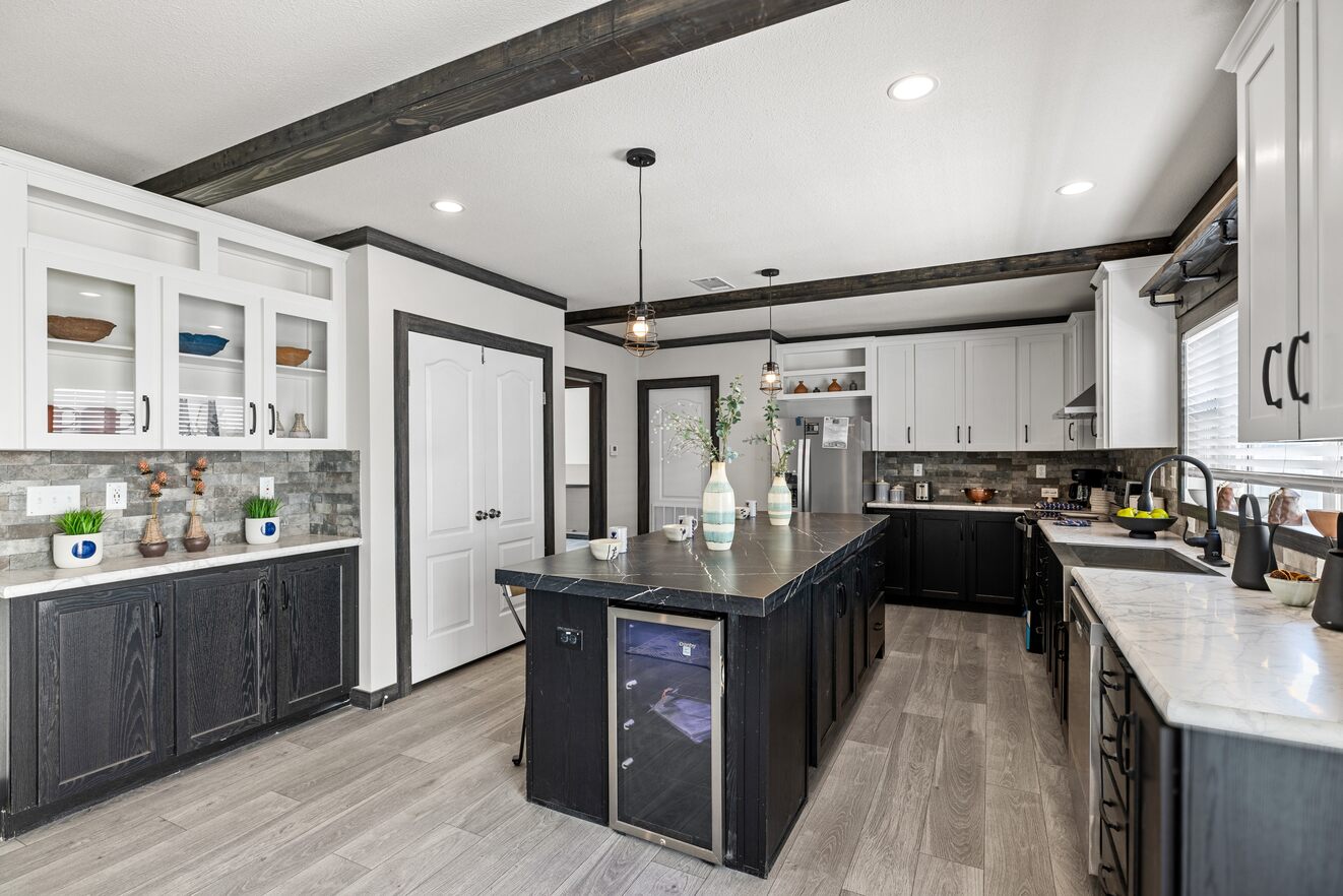 Keystone / Pecan Valley I 330KH28603P Kitchen 115124