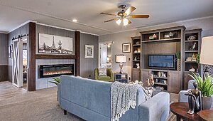 Peak Series / F21 Interior 115134