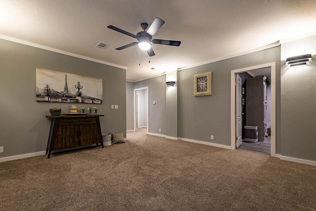 Keystone / Pecan Valley III 330KH30683P Interior 115408