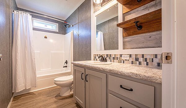 Keystone / Pecan Valley V 330KH30764P Bathroom 115160