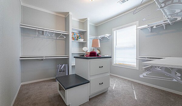 Keystone / Pecan Valley V 330KH30764P Utility 115163