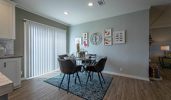 Keystone / Pecan Valley V 330KH30764P Kitchen 115154