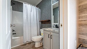 Peak Series / F41 Bathroom 115161