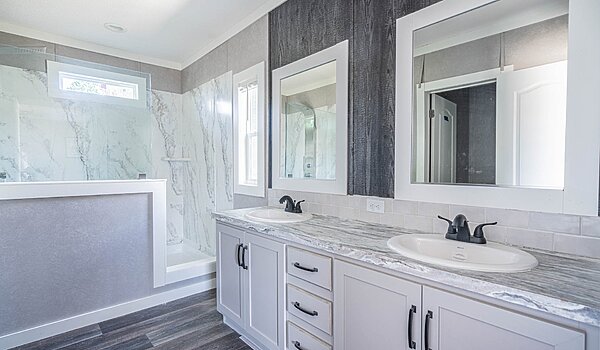 Super Saver / Benbrook 330SA28644B Bathroom 115201