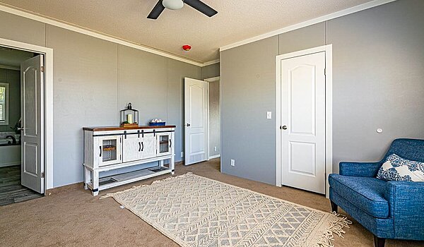 Super Saver / Fantasy Island 330MP28543F Bedroom 115217