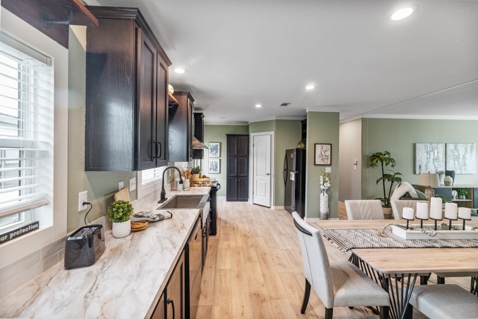 Super Saver / Heartland 330MP28524H Kitchen 115226