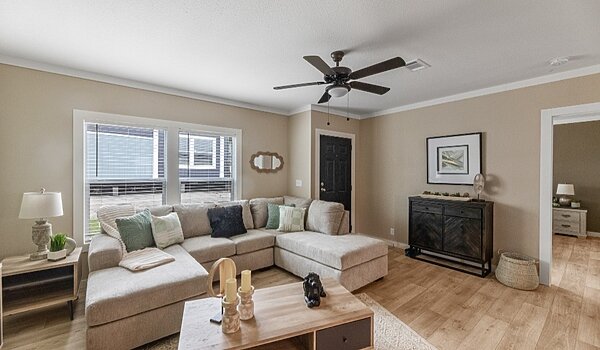 Super Saver / Heartland 330MP30524H Interior 122239