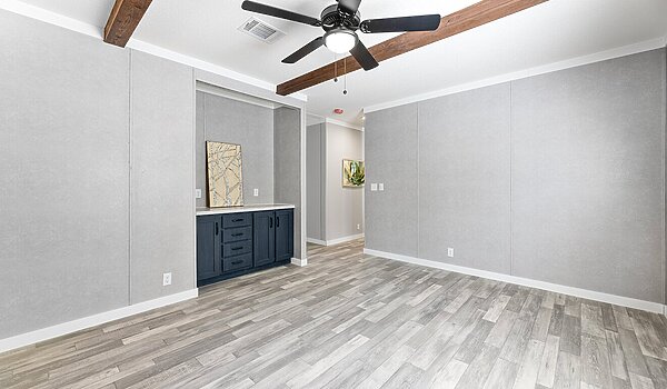 Super Saver / Sheridan 58 330SA30584S Interior 118981