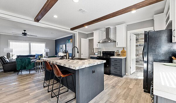 Super Saver / Sheridan 58 330SA30584S Interior 118977