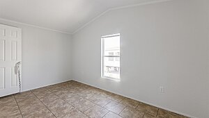 Emerald / Emerald EM16723A Interior 126191