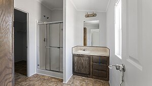 Emerald / Emerald EM16723A Interior 126193