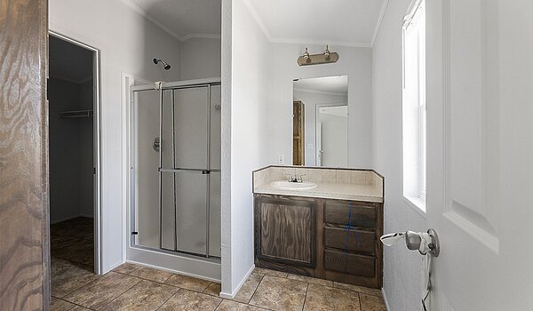 Emerald / Emerald	630EM16723A Interior 126193