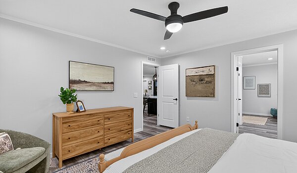 Alpha / Axis 32563N Interior 122971