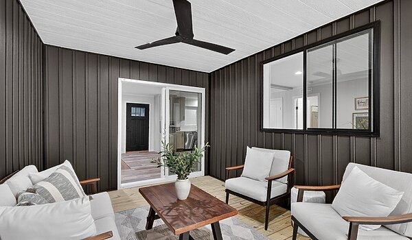 Alpha / Axis 32563N Interior 122978