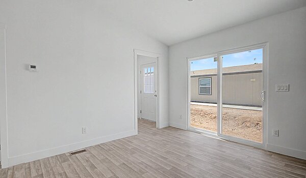 Velocity / VE-24523A Interior 129326