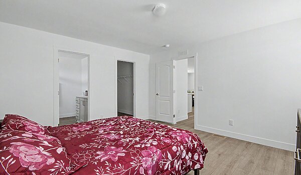 Velocity / VE-28603A Interior 129361
