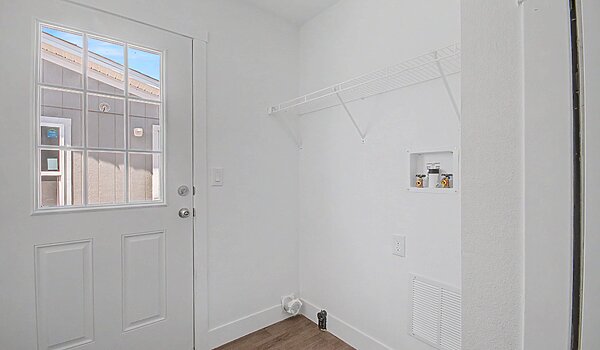 Velocity / VE-28603A Interior 129367