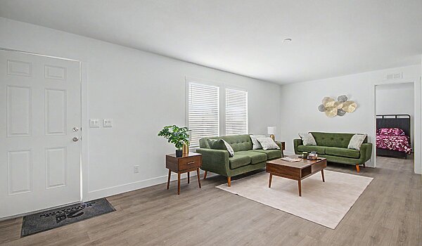Velocity / VE-28603A Interior 129352