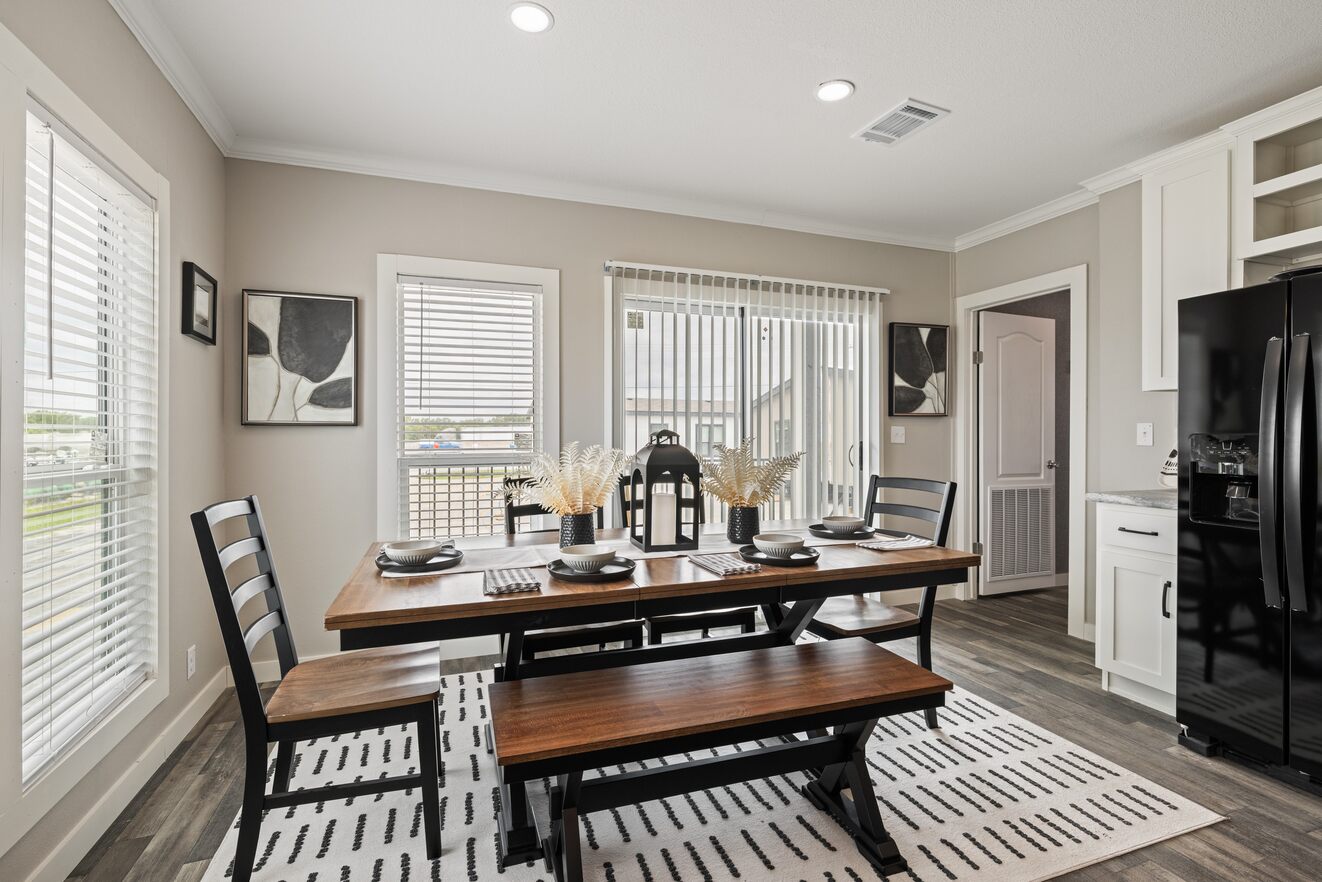 Keystone / Palladium 32664D Interior 137888
