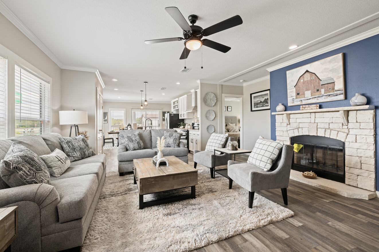 Keystone / Palladium 32664D Interior 137880